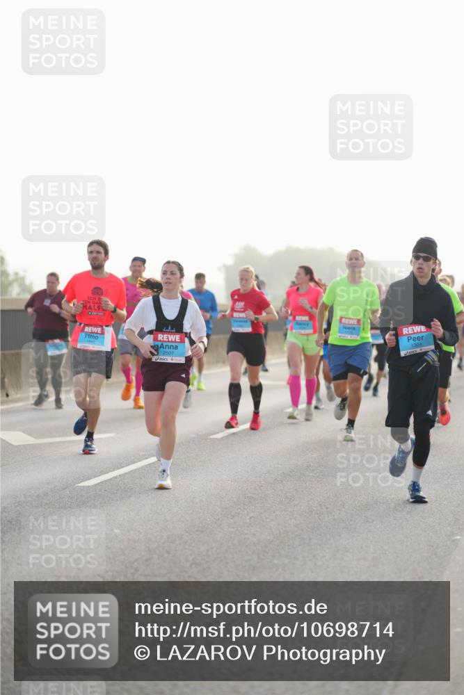 03.10.2026 - Köhlbrandbrückenlauf LAZAROV Photography http://msf.ph/oto/10698714 03.10.2026 09:19:19 Position 3 1842, 2507, 1304 meine-sportfotos.de