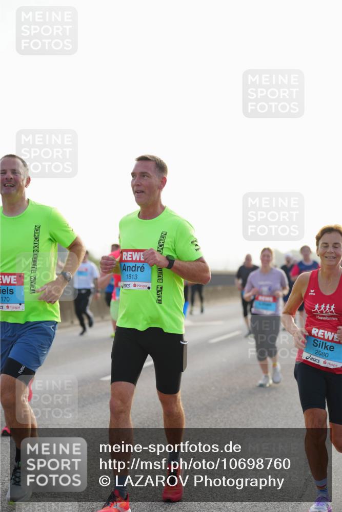 03.10.2026 - Köhlbrandbrückenlauf LAZAROV Photography http://msf.ph/oto/10698760 03.10.2026 09:19:24 Position 3 170, 1813, 2080 meine-sportfotos.de