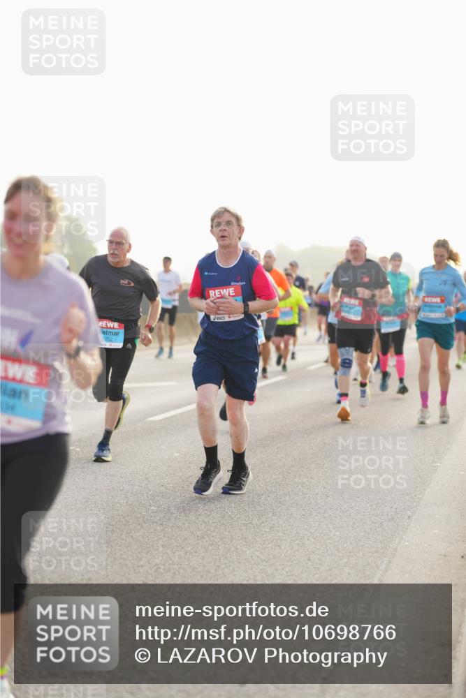 03.10.2026 - Köhlbrandbrückenlauf LAZAROV Photography http://msf.ph/oto/10698766 03.10.2026 09:19:26 Position 3 1252 meine-sportfotos.de