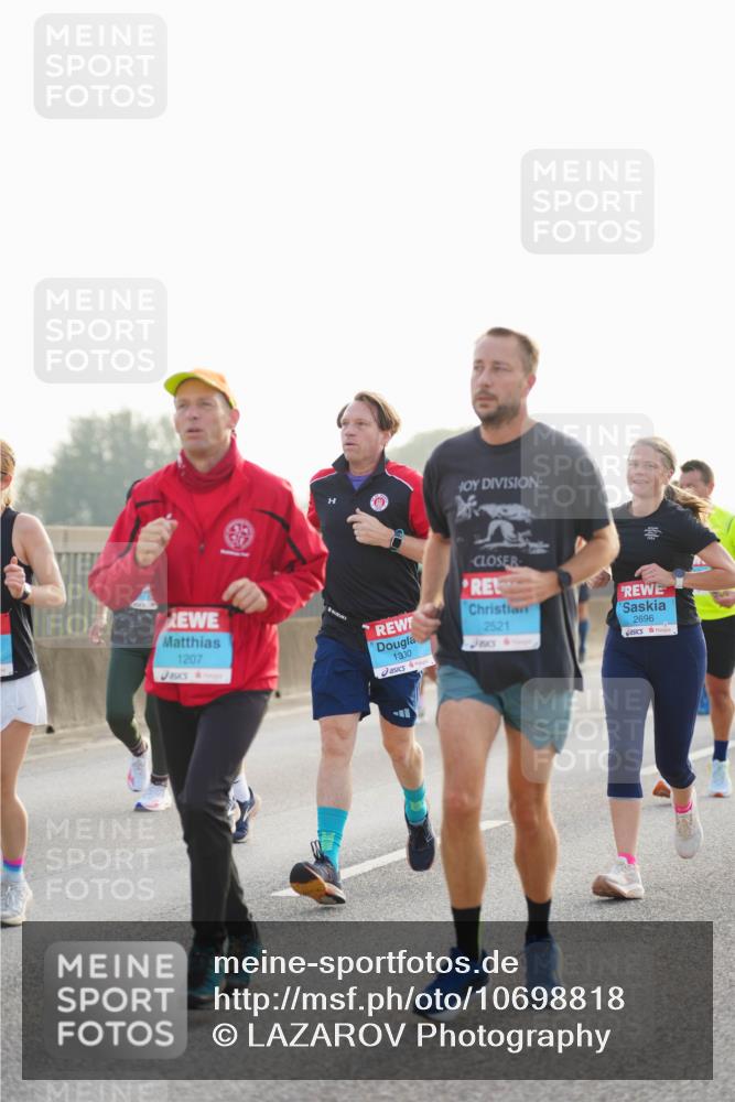 03.10.2026 - Köhlbrandbrückenlauf LAZAROV Photography http://msf.ph/oto/10698818 03.10.2026 09:19:33 Position 3 1207, 2521, 1330, 2696 meine-sportfotos.de