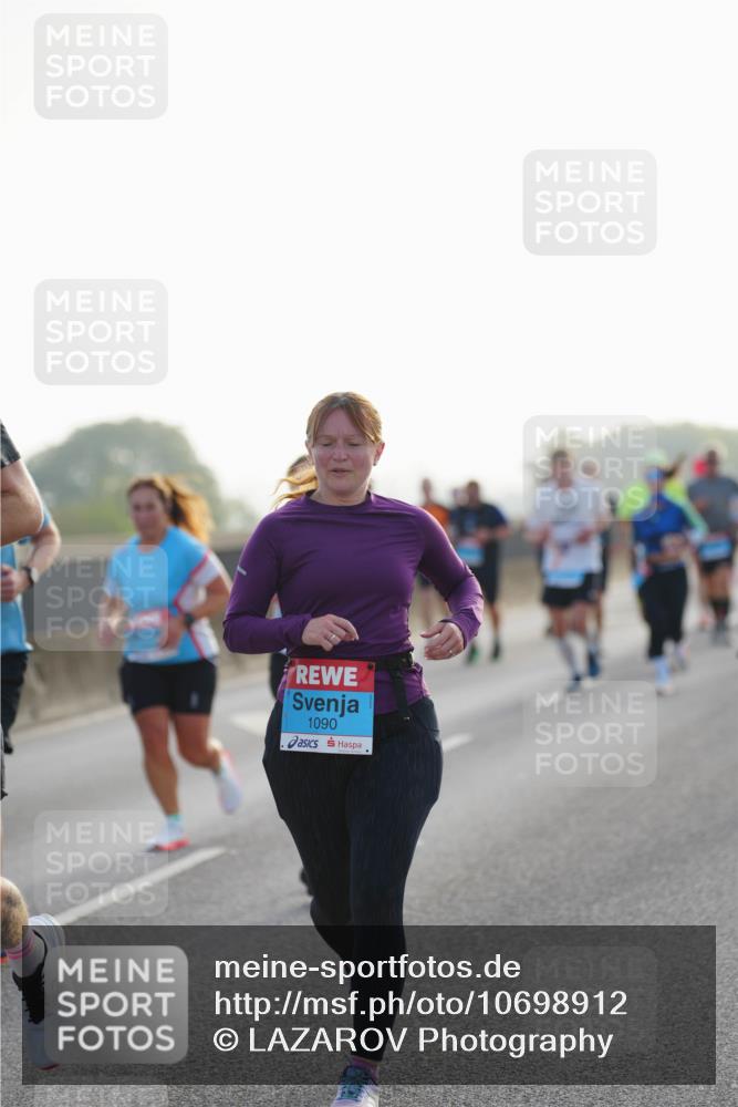 03.10.2026 - Köhlbrandbrückenlauf LAZAROV Photography http://msf.ph/oto/10698912 03.10.2026 09:19:43 Position 3 1090 meine-sportfotos.de