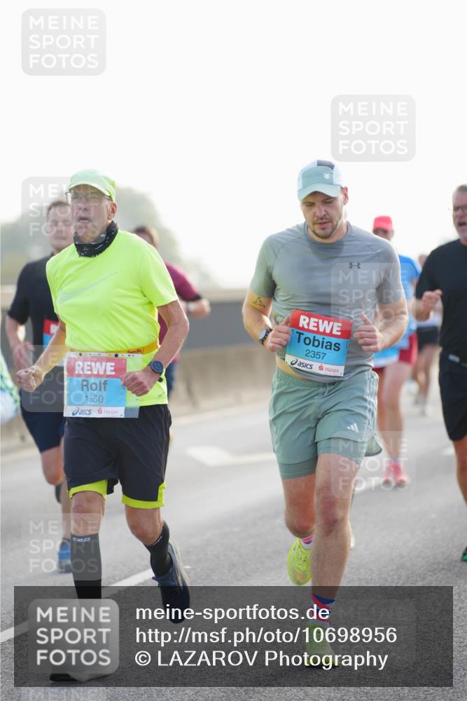 03.10.2026 - Köhlbrandbrückenlauf LAZAROV Photography http://msf.ph/oto/10698956 03.10.2026 09:19:48 Position 3 1350, 2357 meine-sportfotos.de