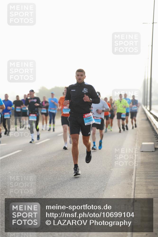 03.10.2026 - Köhlbrandbrückenlauf LAZAROV Photography http://msf.ph/oto/10699104 03.10.2026 09:20:08 Position 3 2168 meine-sportfotos.de