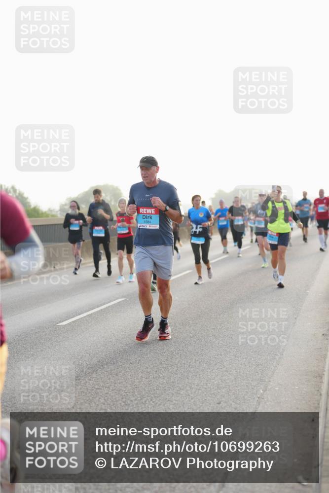 03.10.2026 - Köhlbrandbrückenlauf LAZAROV Photography http://msf.ph/oto/10699263 03.10.2026 09:20:27 Position 3 1584 meine-sportfotos.de
