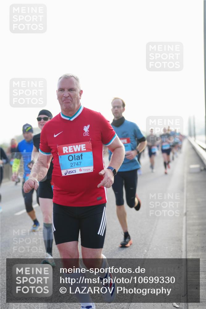 03.10.2026 - Köhlbrandbrückenlauf LAZAROV Photography http://msf.ph/oto/10699330 03.10.2026 09:20:35 Position 3 2747 meine-sportfotos.de