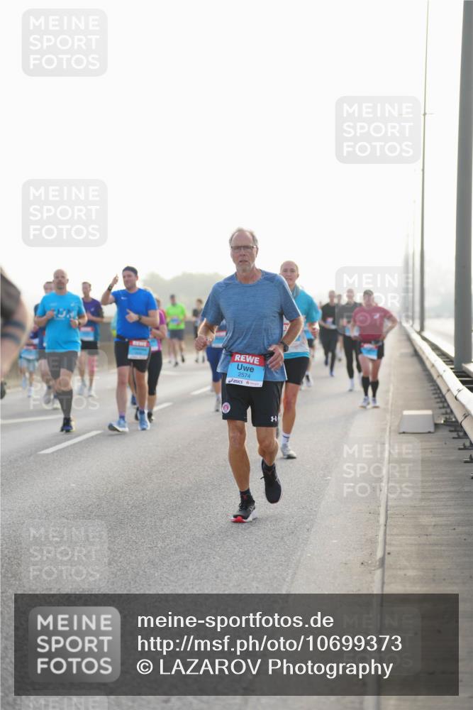 03.10.2026 - Köhlbrandbrückenlauf LAZAROV Photography http://msf.ph/oto/10699373 03.10.2026 09:20:40 Position 3 2574 meine-sportfotos.de
