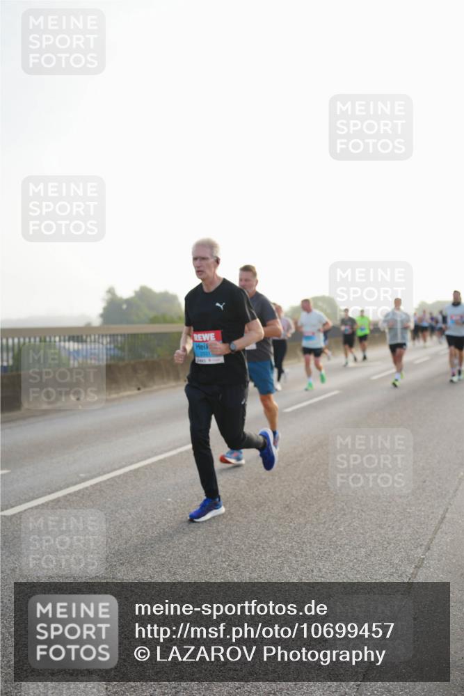 03.10.2026 - Köhlbrandbrückenlauf LAZAROV Photography http://msf.ph/oto/10699457 03.10.2026 09:20:50 Position 3 2931 meine-sportfotos.de