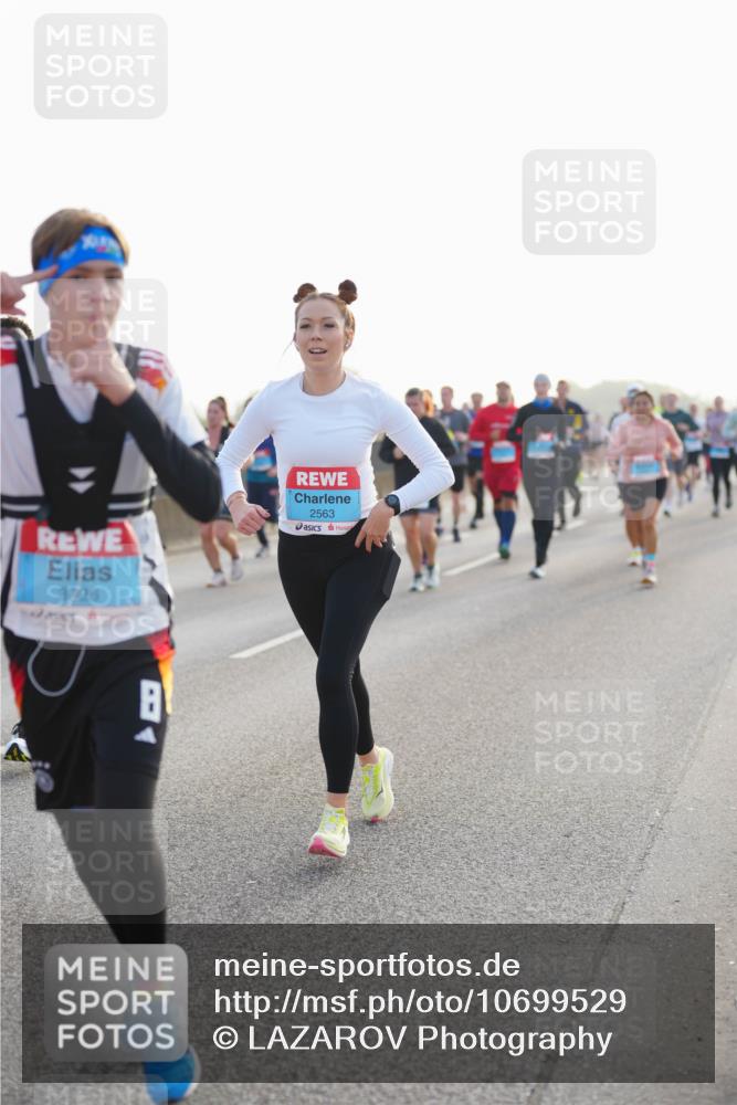 03.10.2026 - Köhlbrandbrückenlauf LAZAROV Photography http://msf.ph/oto/10699529 03.10.2026 09:21:00 Position 3 3026, 2563 meine-sportfotos.de