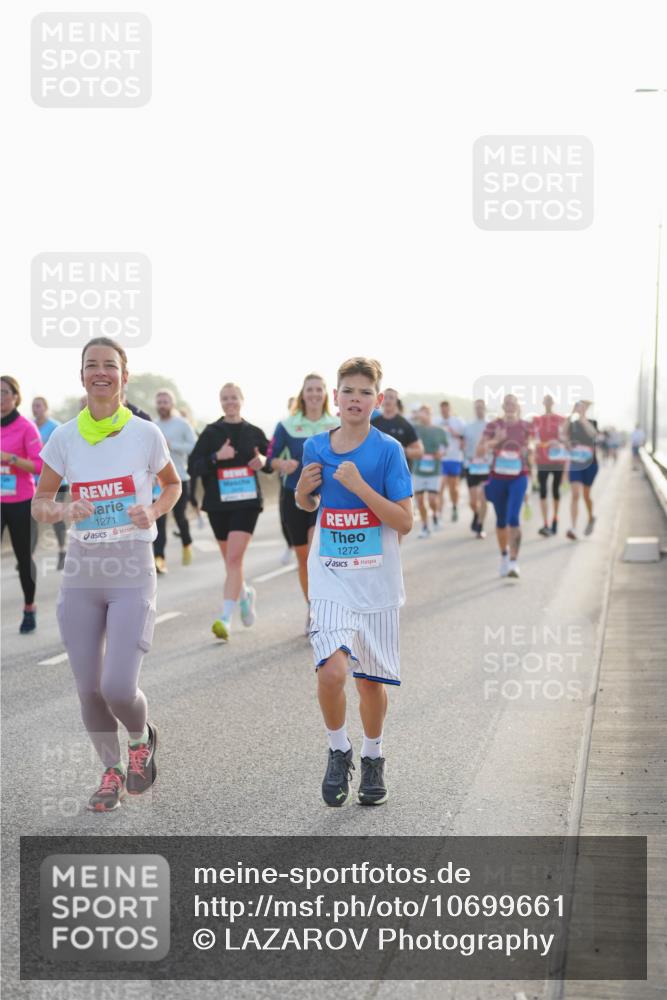 03.10.2026 - Köhlbrandbrückenlauf LAZAROV Photography http://msf.ph/oto/10699661 03.10.2026 09:21:16 Position 3 1271, 1272 meine-sportfotos.de