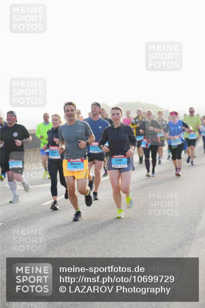 03.10.2026 - Köhlbrandbrückenlauf LAZAROV Photography http://msf.ph/oto/10699729 03.10.2026 09:21:24 Position 3 2764, 3081, 3147 meine-sportfotos.de