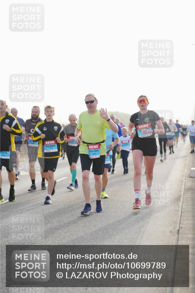 03.10.2026 - Köhlbrandbrückenlauf LAZAROV Photography http://msf.ph/oto/10699789 03.10.2026 09:21:31 Position 3 1557, 2461 meine-sportfotos.de
