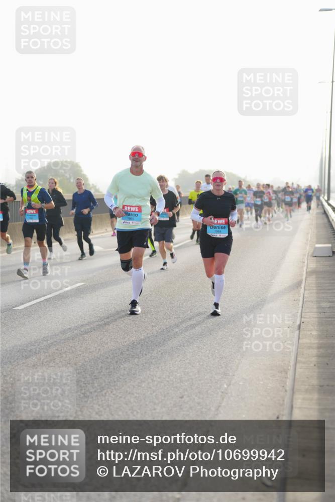 03.10.2026 - Köhlbrandbrückenlauf LAZAROV Photography http://msf.ph/oto/10699942 03.10.2026 09:21:49 Position 3 1965, 1964 meine-sportfotos.de