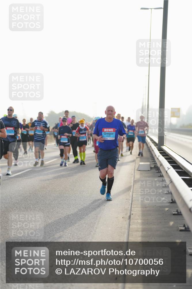 03.10.2026 - Köhlbrandbrückenlauf LAZAROV Photography http://msf.ph/oto/10700056 03.10.2026 09:22:04 Position 3  meine-sportfotos.de