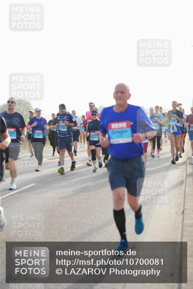 03.10.2026 - Köhlbrandbrückenlauf LAZAROV Photography http://msf.ph/oto/10700081 03.10.2026 09:22:05 Position 3 6, 2618 meine-sportfotos.de
