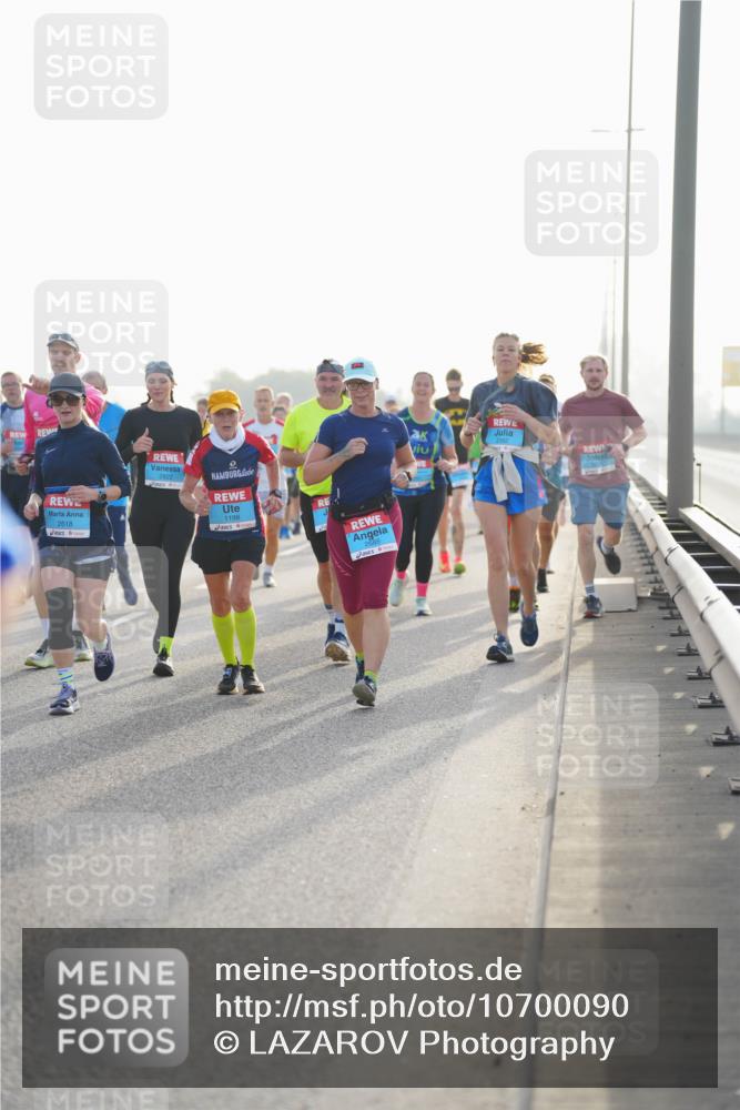 03.10.2026 - Köhlbrandbrückenlauf LAZAROV Photography http://msf.ph/oto/10700090 03.10.2026 09:22:07 Position 3 2618, 1198 meine-sportfotos.de