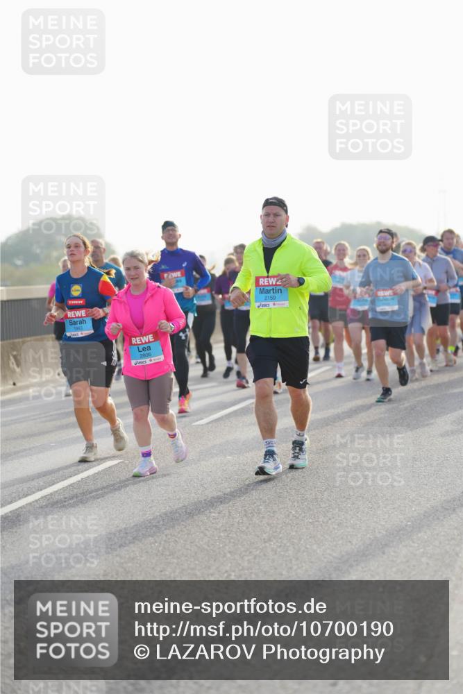 03.10.2026 - Köhlbrandbrückenlauf LAZAROV Photography http://msf.ph/oto/10700190 03.10.2026 09:22:21 Position 3 1943, 2159, 2806 meine-sportfotos.de
