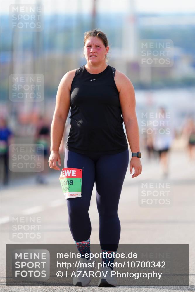 03.10.2026 - Köhlbrandbrückenlauf LAZAROV Photography http://msf.ph/oto/10700342 03.10.2026 16:11:29 Position 2 9607 meine-sportfotos.de