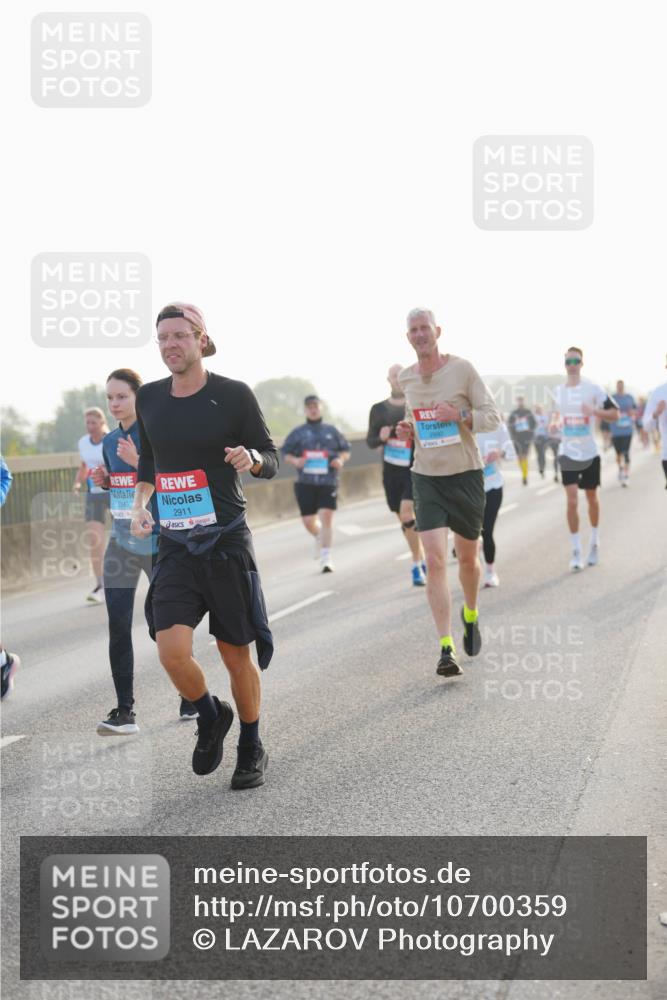 03.10.2026 - Köhlbrandbrückenlauf LAZAROV Photography http://msf.ph/oto/10700359 03.10.2026 09:22:44 Position 3 2543, 2911, 2990 meine-sportfotos.de