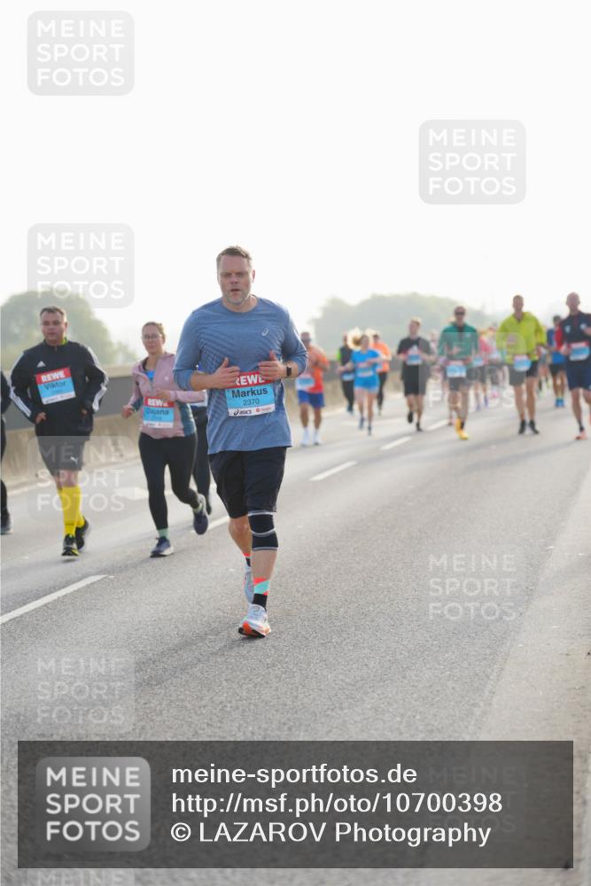 03.10.2026 - Köhlbrandbrückenlauf LAZAROV Photography http://msf.ph/oto/10700398 03.10.2026 09:22:51 Position 3 2370 meine-sportfotos.de