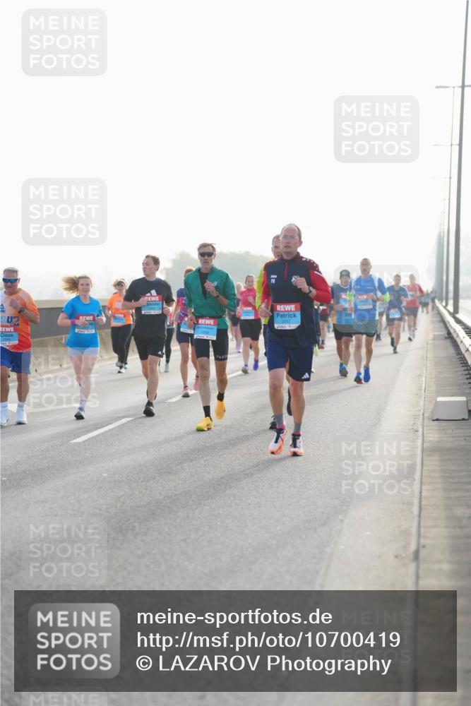 03.10.2026 - Köhlbrandbrückenlauf LAZAROV Photography http://msf.ph/oto/10700419 03.10.2026 09:22:55 Position 3 22 meine-sportfotos.de