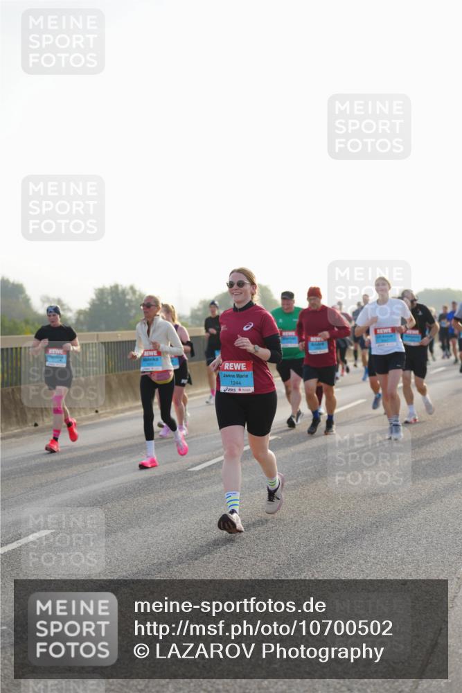 03.10.2026 - Köhlbrandbrückenlauf LAZAROV Photography http://msf.ph/oto/10700502 03.10.2026 09:23:07 Position 3 1244 meine-sportfotos.de