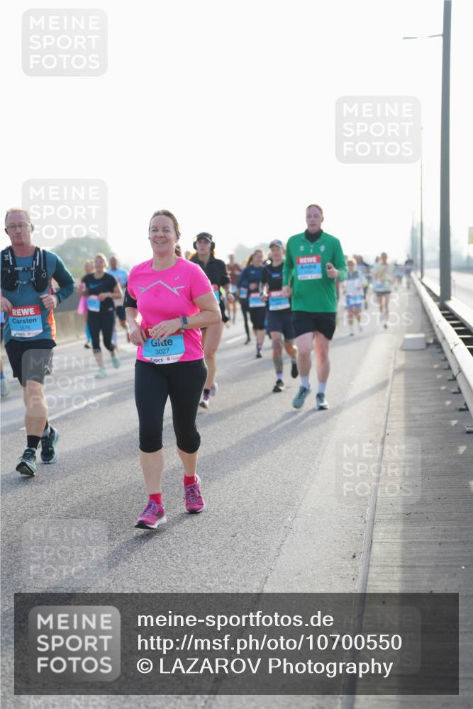 03.10.2026 - Köhlbrandbrückenlauf LAZAROV Photography http://msf.ph/oto/10700550 03.10.2026 09:23:15 Position 3 1576, 3027 meine-sportfotos.de