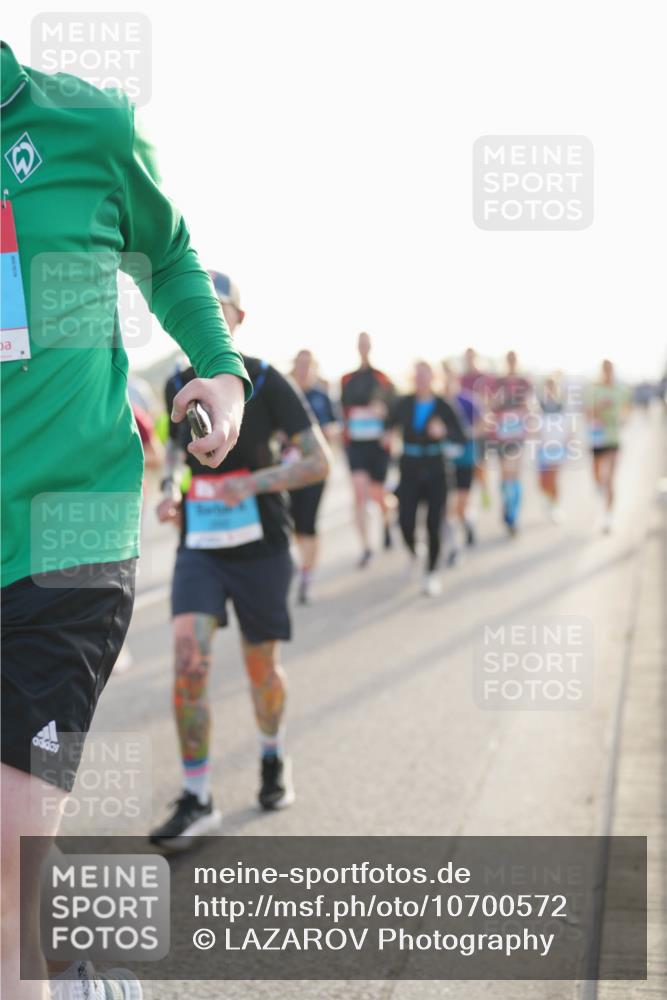03.10.2026 - Köhlbrandbrückenlauf LAZAROV Photography http://msf.ph/oto/10700572 03.10.2026 09:23:17 Position 3  meine-sportfotos.de