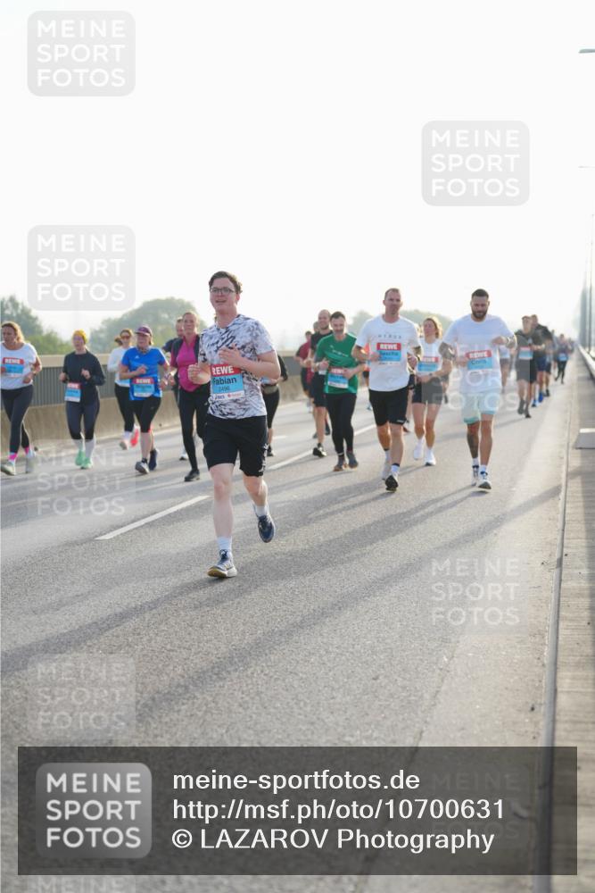 03.10.2026 - Köhlbrandbrückenlauf LAZAROV Photography http://msf.ph/oto/10700631 03.10.2026 09:23:25 Position 3 2496 meine-sportfotos.de