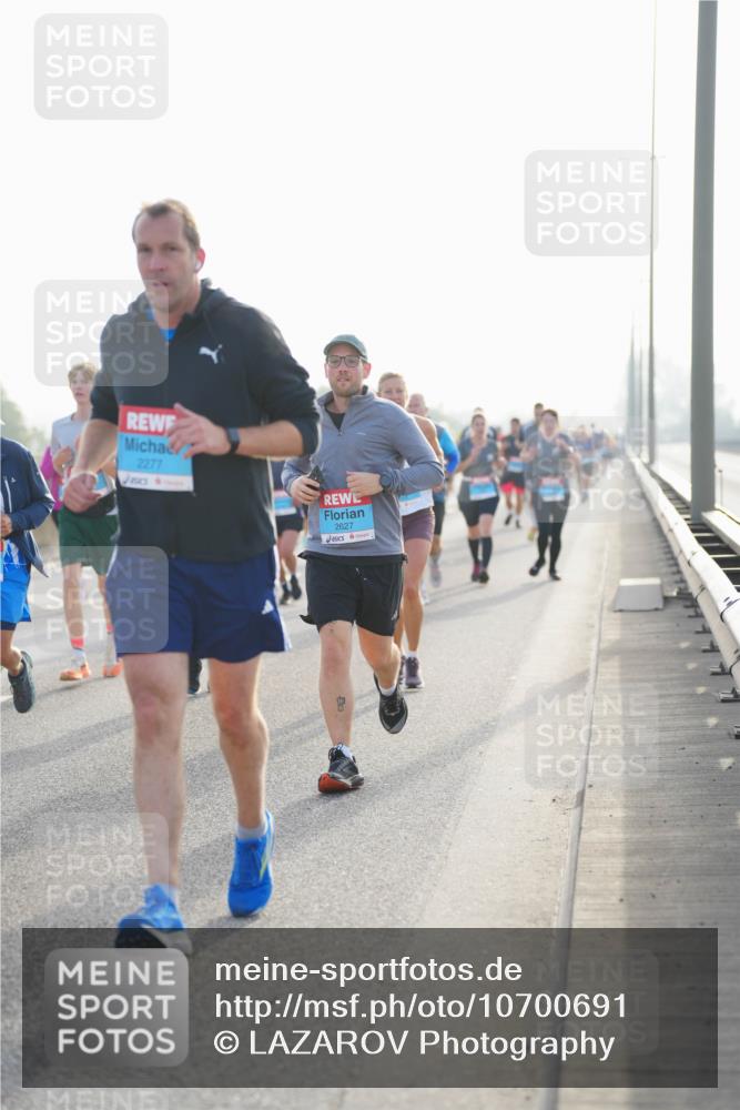 03.10.2026 - Köhlbrandbrückenlauf LAZAROV Photography http://msf.ph/oto/10700691 03.10.2026 09:23:34 Position 3 2277, 2627 meine-sportfotos.de