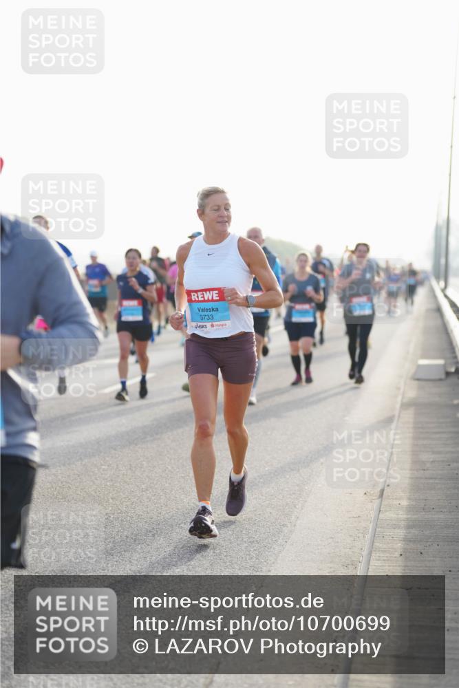 03.10.2026 - Köhlbrandbrückenlauf LAZAROV Photography http://msf.ph/oto/10700699 03.10.2026 09:23:36 Position 3 3733 meine-sportfotos.de