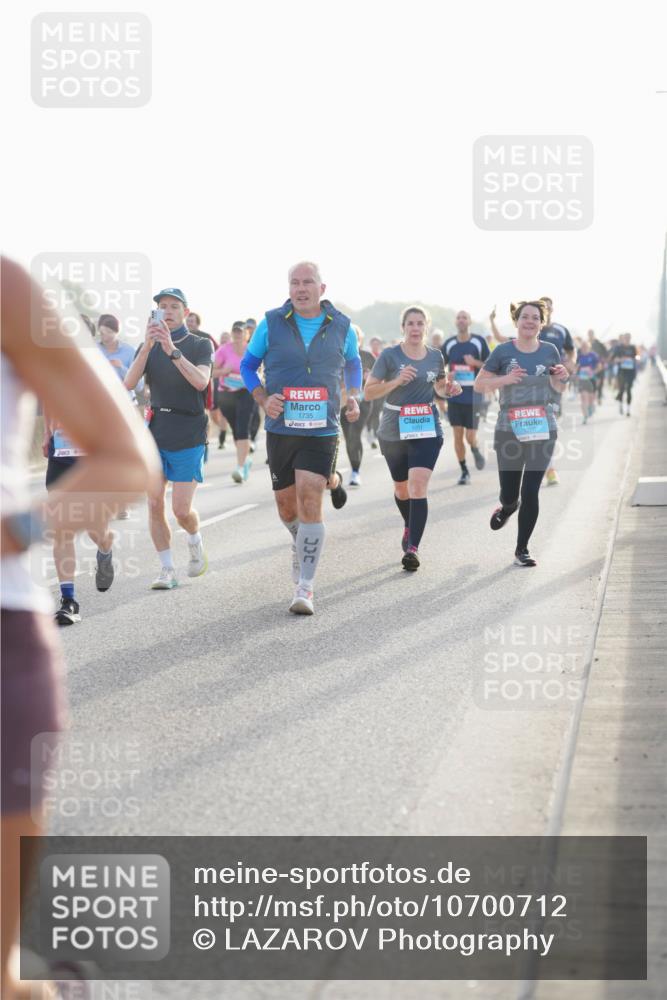 03.10.2026 - Köhlbrandbrückenlauf LAZAROV Photography http://msf.ph/oto/10700712 03.10.2026 09:23:37 Position 3 1735 meine-sportfotos.de