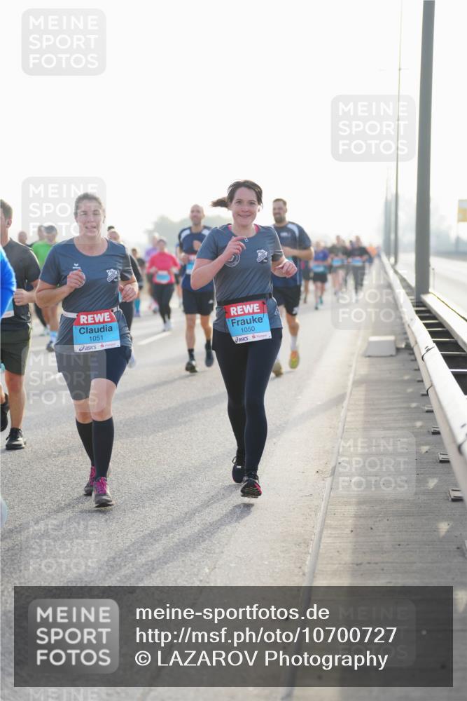 03.10.2026 - Köhlbrandbrückenlauf LAZAROV Photography http://msf.ph/oto/10700727 03.10.2026 09:23:39 Position 3 1051, 1050 meine-sportfotos.de