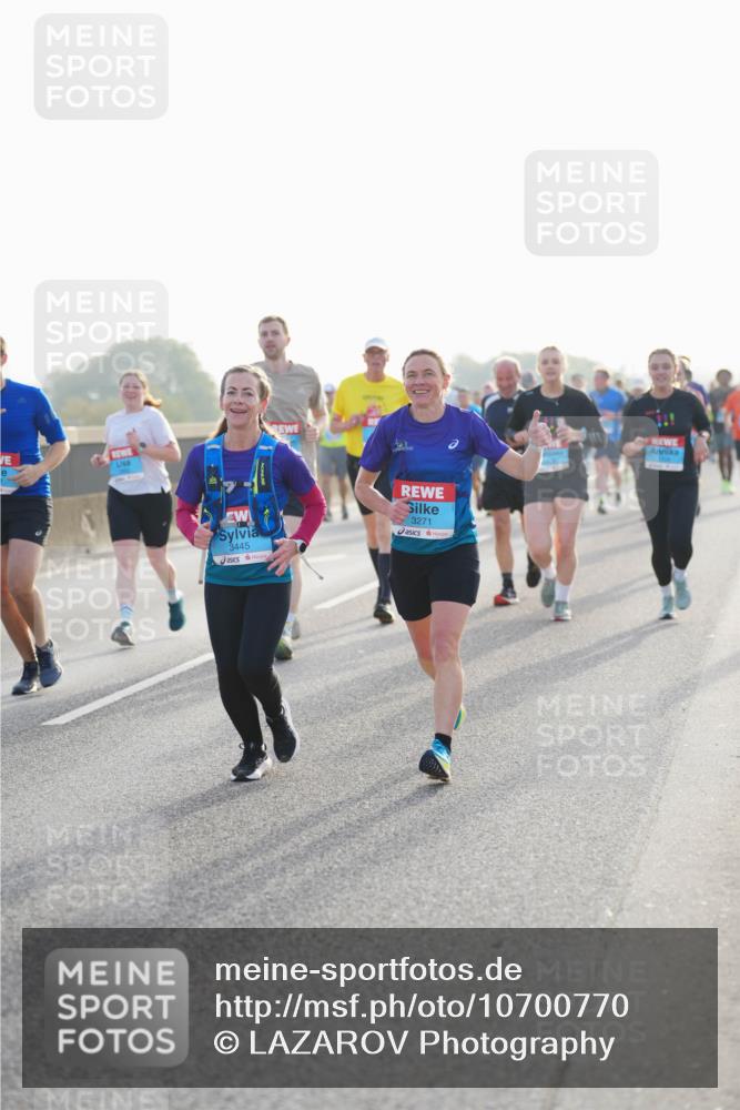 03.10.2026 - Köhlbrandbrückenlauf LAZAROV Photography http://msf.ph/oto/10700770 03.10.2026 09:23:48 Position 3 12, 3445, 3271 meine-sportfotos.de