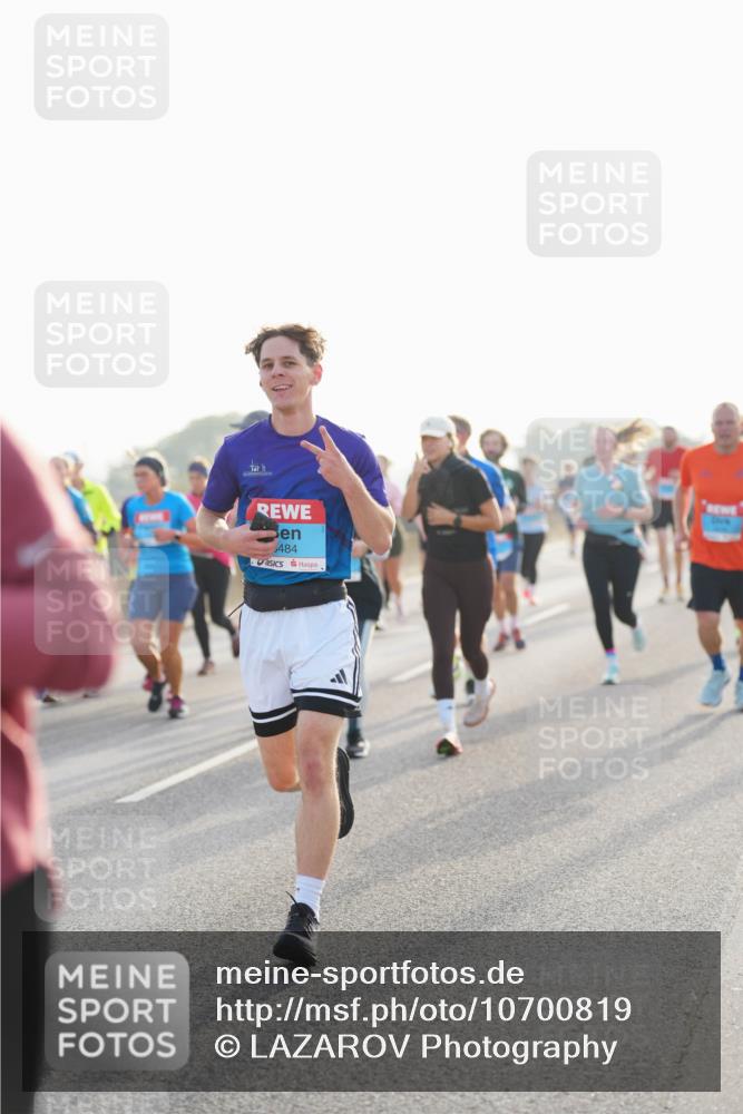 03.10.2026 - Köhlbrandbrückenlauf LAZAROV Photography http://msf.ph/oto/10700819 03.10.2026 09:23:53 Position 3 484 meine-sportfotos.de