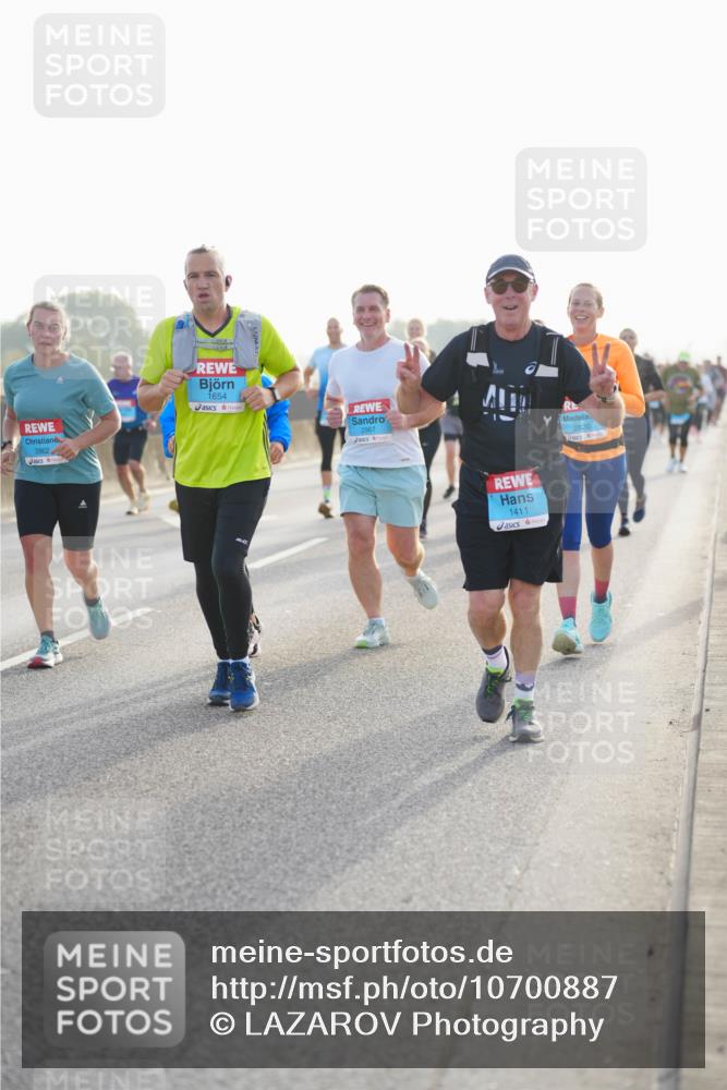 03.10.2026 - Köhlbrandbrückenlauf LAZAROV Photography http://msf.ph/oto/10700887 03.10.2026 09:24:05 Position 3 2862, 1654, 2967, 1411, 2820 meine-sportfotos.de