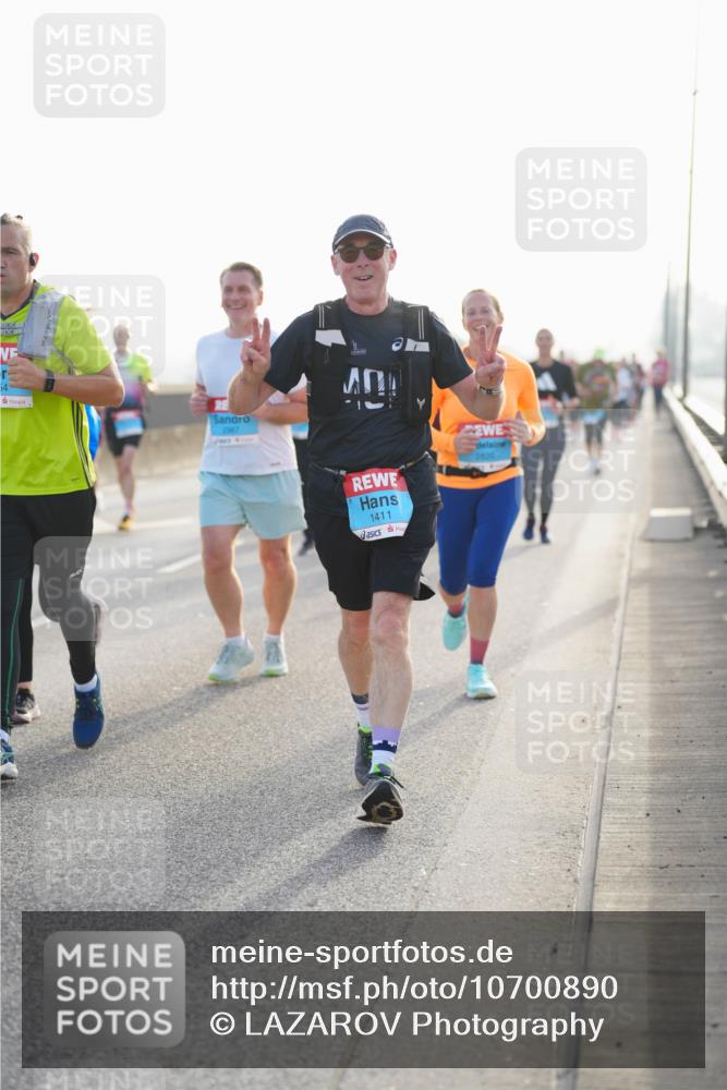 03.10.2026 - Köhlbrandbrückenlauf LAZAROV Photography http://msf.ph/oto/10700890 03.10.2026 09:24:05 Position 3 54, 1411, 2820 meine-sportfotos.de