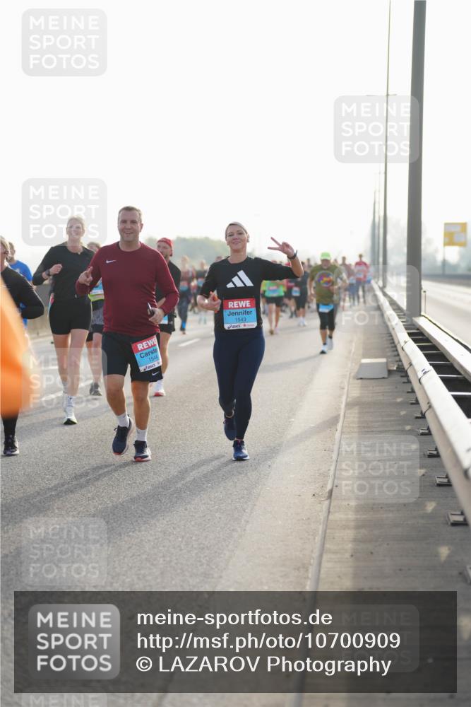03.10.2026 - Köhlbrandbrückenlauf LAZAROV Photography http://msf.ph/oto/10700909 03.10.2026 09:24:08 Position 3 1544, 1543 meine-sportfotos.de