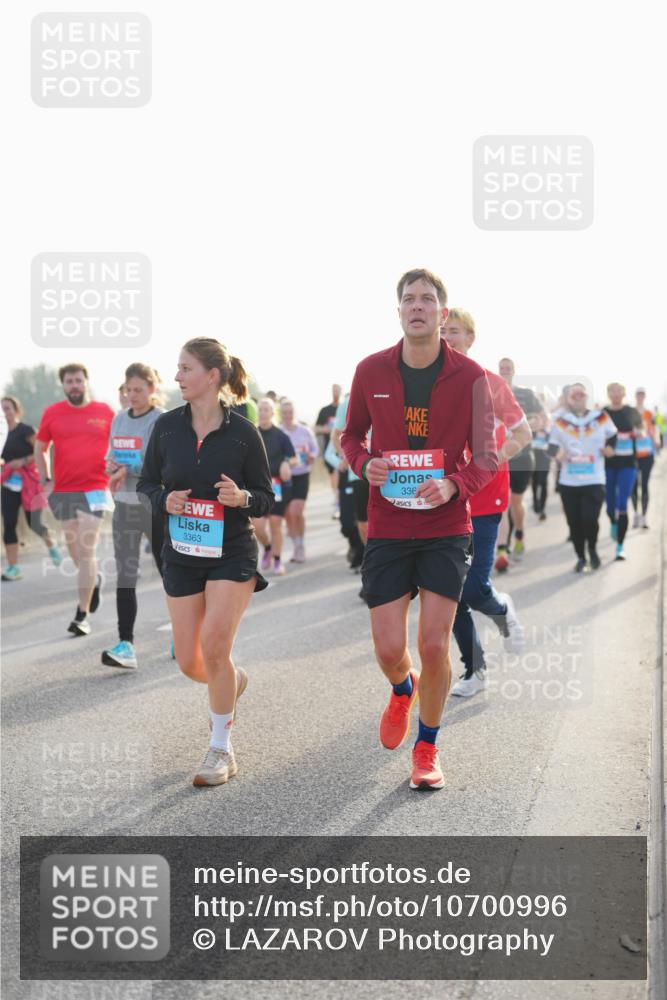 03.10.2026 - Köhlbrandbrückenlauf LAZAROV Photography http://msf.ph/oto/10700996 03.10.2026 09:24:24 Position 3 3363, 336 meine-sportfotos.de