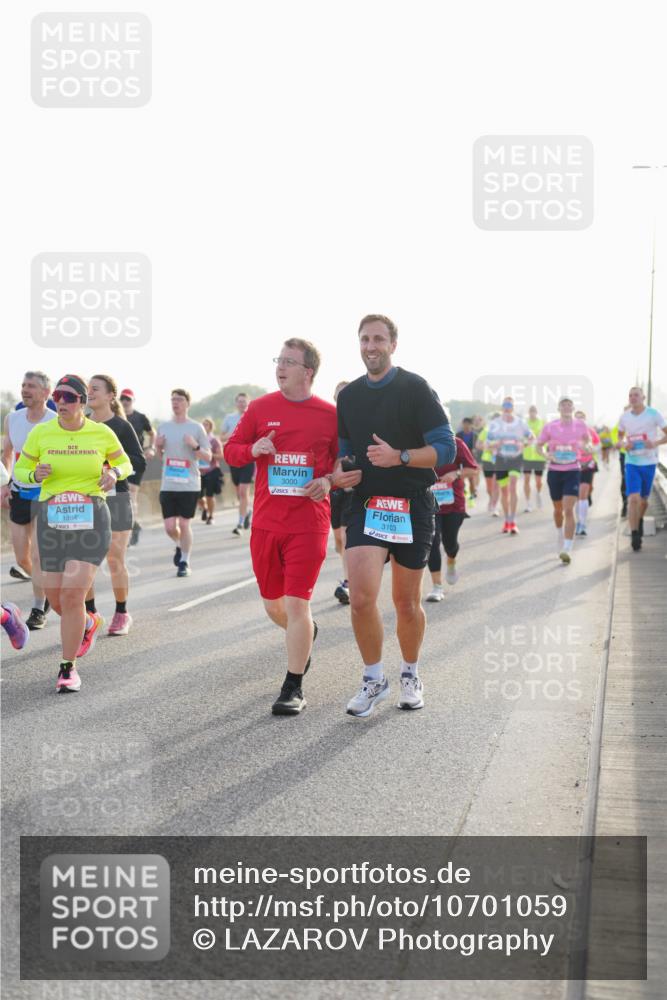 03.10.2026 - Köhlbrandbrückenlauf LAZAROV Photography http://msf.ph/oto/10701059 03.10.2026 09:24:33 Position 3 1884, 3000, 3103 meine-sportfotos.de