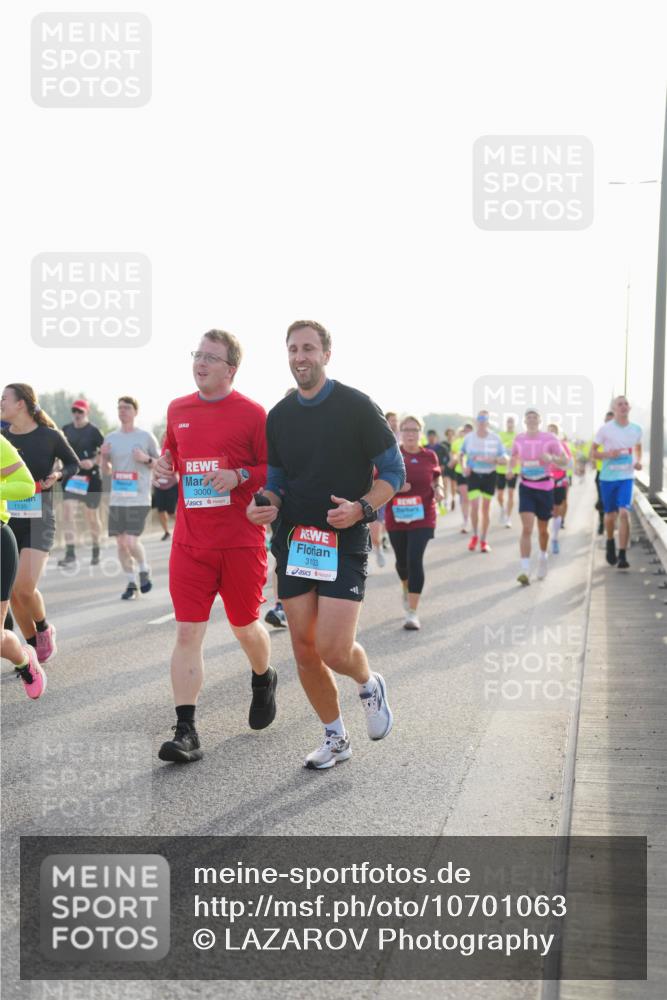 03.10.2026 - Köhlbrandbrückenlauf LAZAROV Photography http://msf.ph/oto/10701063 03.10.2026 09:24:33 Position 3 1135, 3000, 3103 meine-sportfotos.de