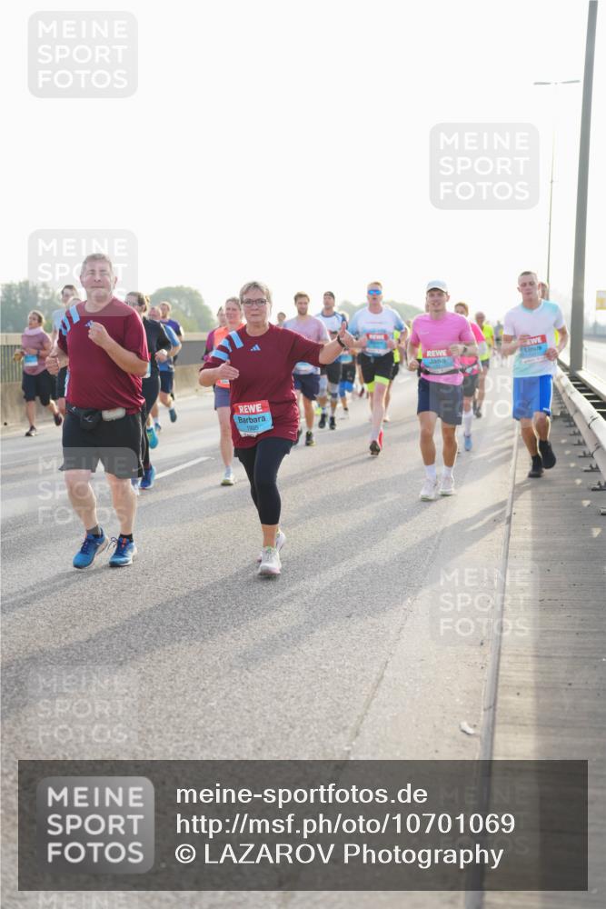 03.10.2026 - Köhlbrandbrückenlauf LAZAROV Photography http://msf.ph/oto/10701069 03.10.2026 09:24:35 Position 3 1935 meine-sportfotos.de