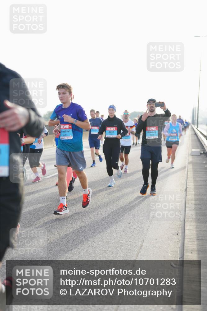 03.10.2026 - Köhlbrandbrückenlauf LAZAROV Photography http://msf.ph/oto/10701283 03.10.2026 09:25:07 Position 3 2364, 3451, 1871 meine-sportfotos.de