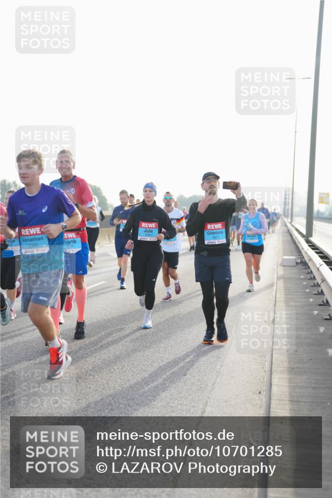 03.10.2026 - Köhlbrandbrückenlauf LAZAROV Photography http://msf.ph/oto/10701285 03.10.2026 09:25:07 Position 3 2364, 2726, 3451, 1871 meine-sportfotos.de