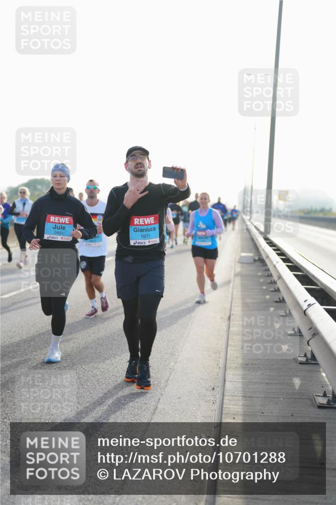 03.10.2026 - Köhlbrandbrückenlauf LAZAROV Photography http://msf.ph/oto/10701288 03.10.2026 09:25:08 Position 3 3451, 1871 meine-sportfotos.de