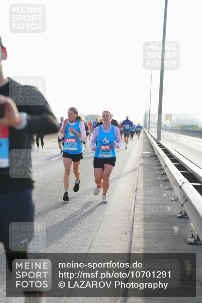 03.10.2026 - Köhlbrandbrückenlauf LAZAROV Photography http://msf.ph/oto/10701291 03.10.2026 09:25:09 Position 3 1429, 1428 meine-sportfotos.de