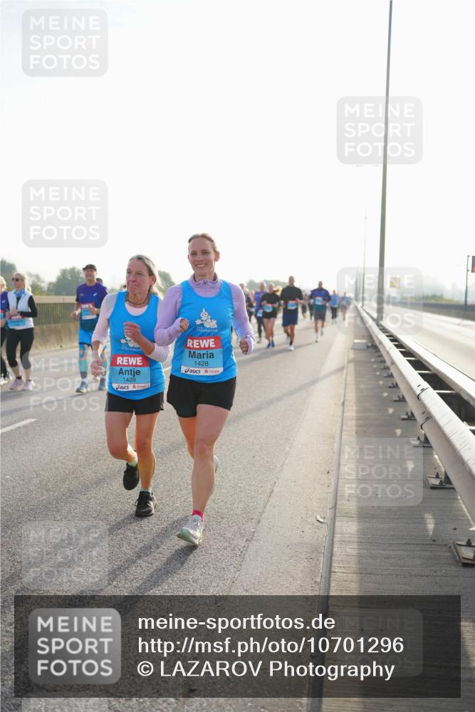 03.10.2026 - Köhlbrandbrückenlauf LAZAROV Photography http://msf.ph/oto/10701296 03.10.2026 09:25:10 Position 3 1429, 1428 meine-sportfotos.de
