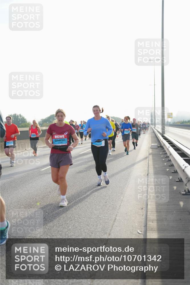 03.10.2026 - Köhlbrandbrückenlauf LAZAROV Photography http://msf.ph/oto/10701342 03.10.2026 09:25:21 Position 3 3206 meine-sportfotos.de