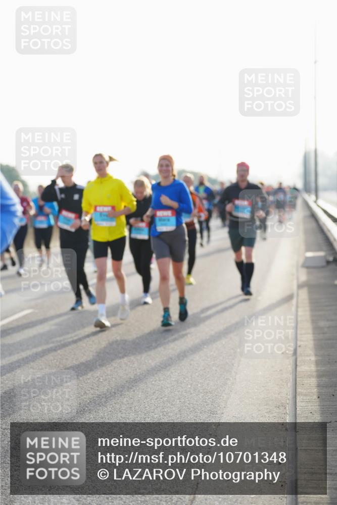 03.10.2026 - Köhlbrandbrückenlauf LAZAROV Photography http://msf.ph/oto/10701348 03.10.2026 09:25:22 Position 3  meine-sportfotos.de