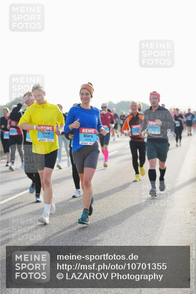 03.10.2026 - Köhlbrandbrückenlauf LAZAROV Photography http://msf.ph/oto/10701355 03.10.2026 09:25:23 Position 3 3283, 3442, 1670 meine-sportfotos.de