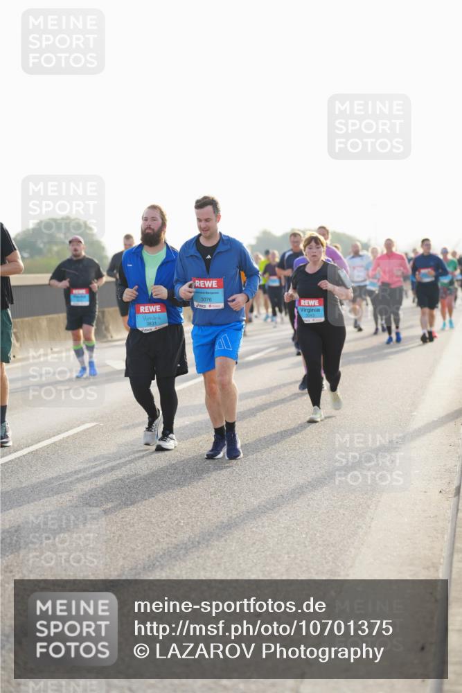 03.10.2026 - Köhlbrandbrückenlauf LAZAROV Photography http://msf.ph/oto/10701375 03.10.2026 09:25:29 Position 3 3831, 3076 meine-sportfotos.de
